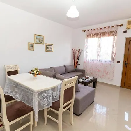 Private Familiar Apartment! 公寓 *